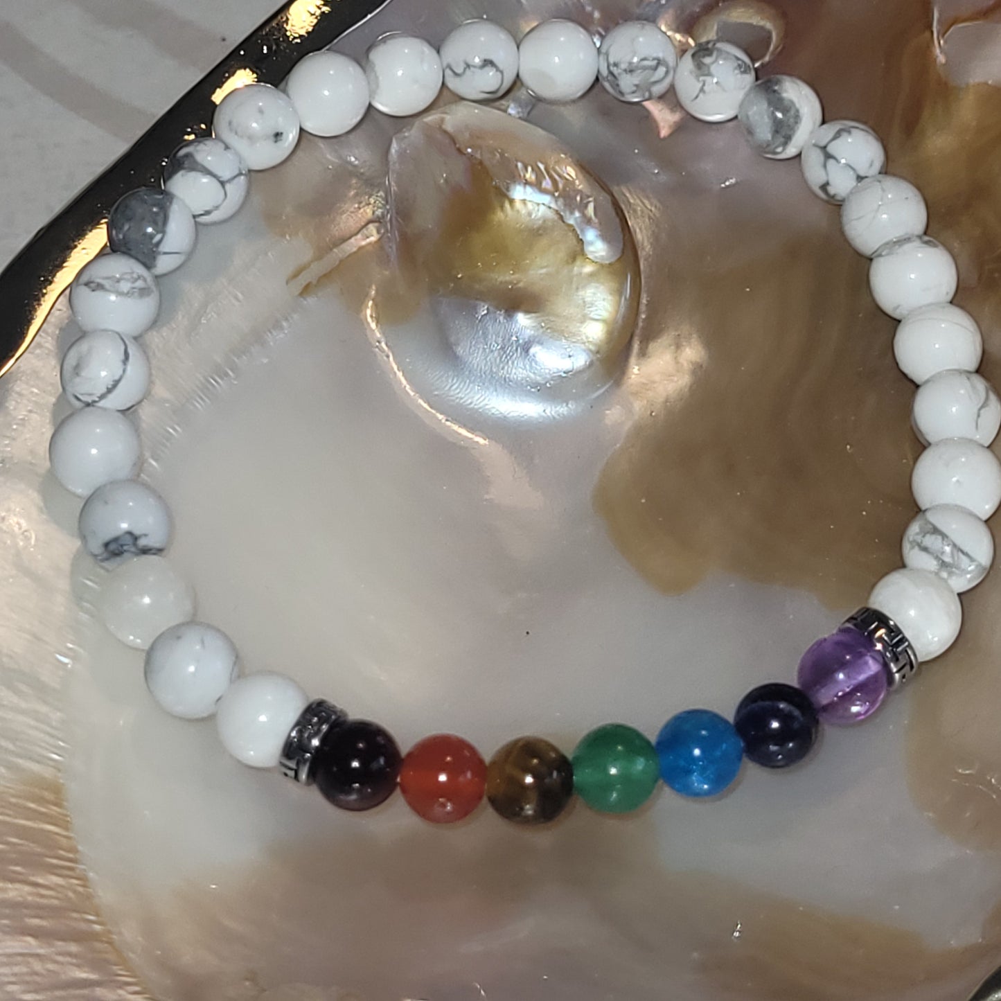 Bracelet Howlite Chakras – Bracelet énergétique
