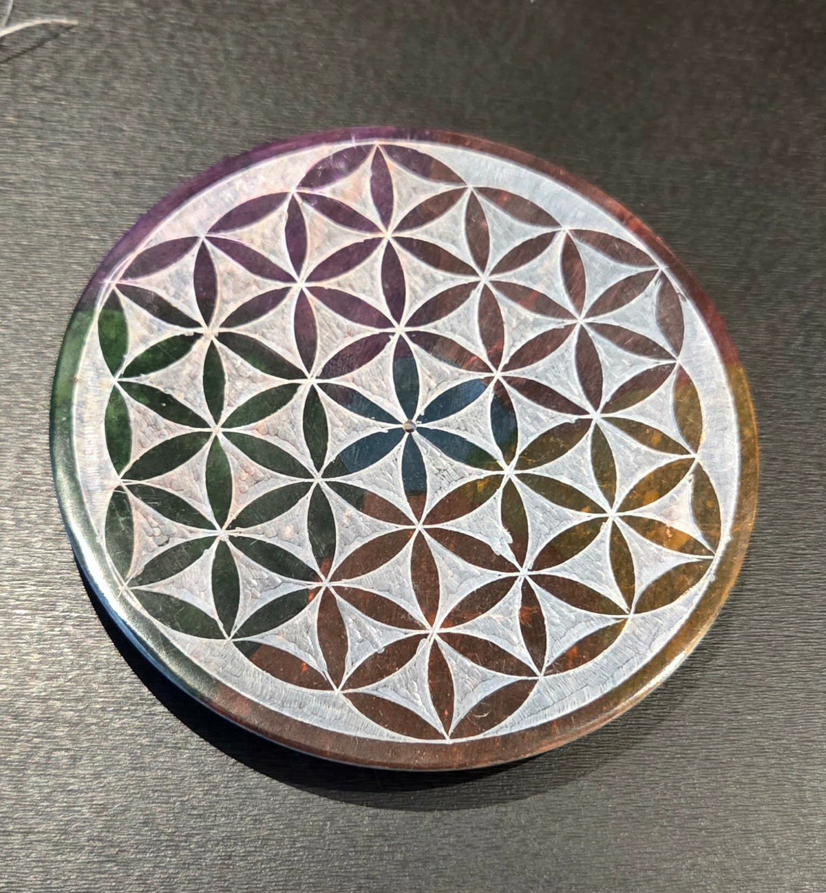Fleur de Vie arc-en-ciel – Porte-encens décoratif