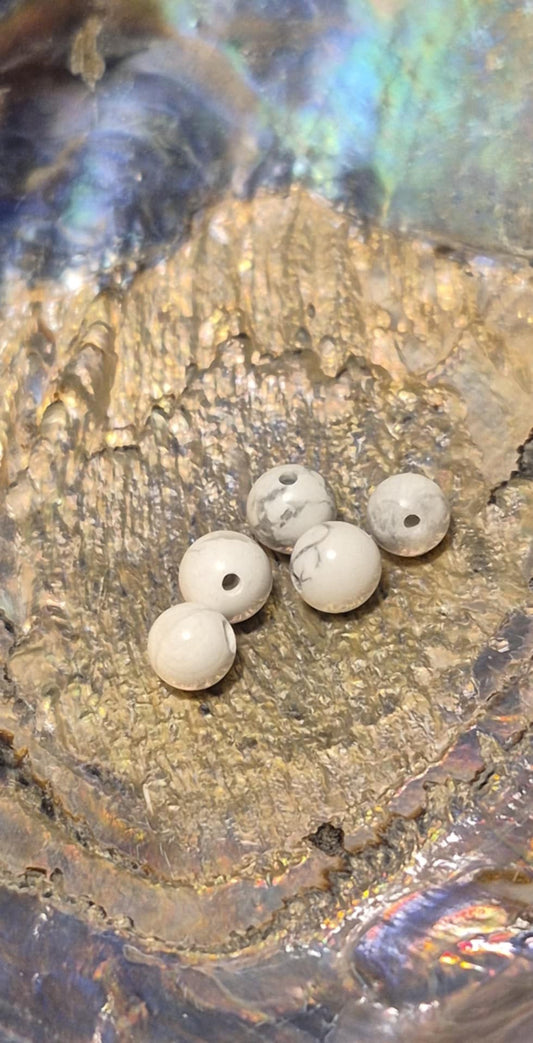 Fil de perles - Howlite blanche A