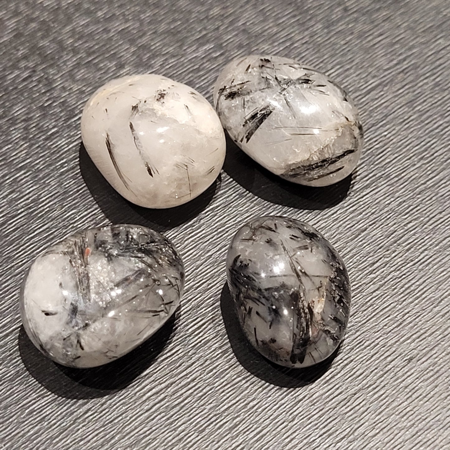 Quartz Tourmaline – Pierre roulée