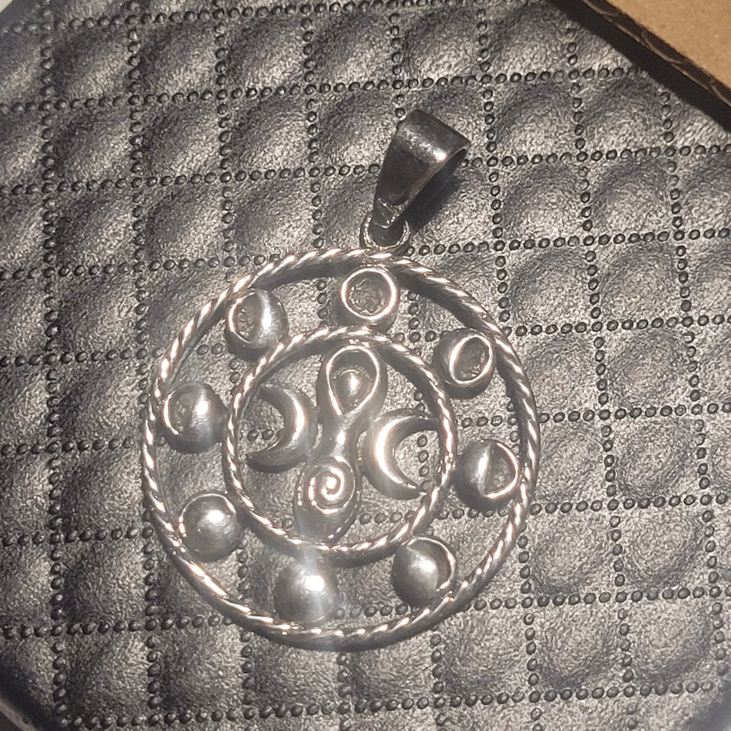 Pendentif Cycles Lunaire Sacré – Bijou en argent 925