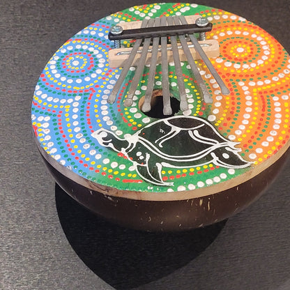 Kalimba Tortue – Instrument artisanal en bois peint à la main