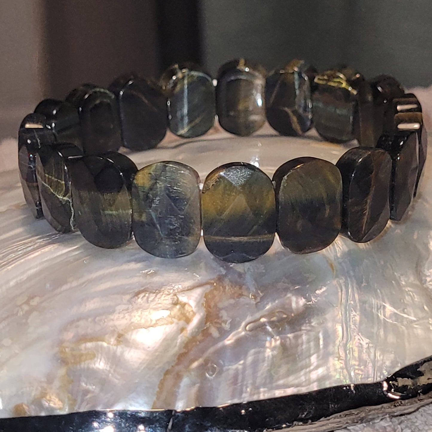 Bracelet Œil de Faucon – Pierre de vision et de protection