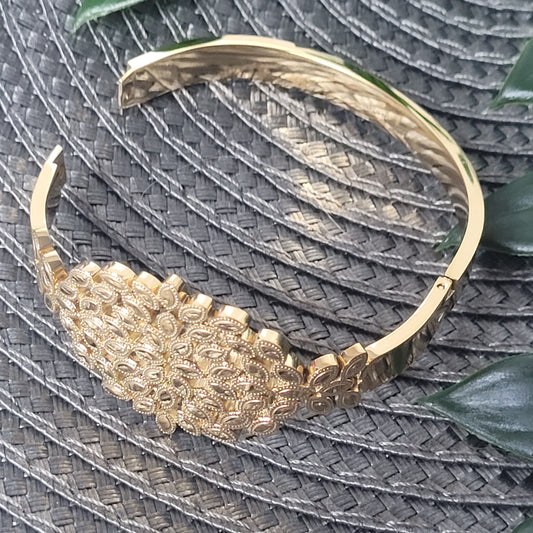Bracelet Doré Feuille d’Éclat – Bracelet inoxydable
