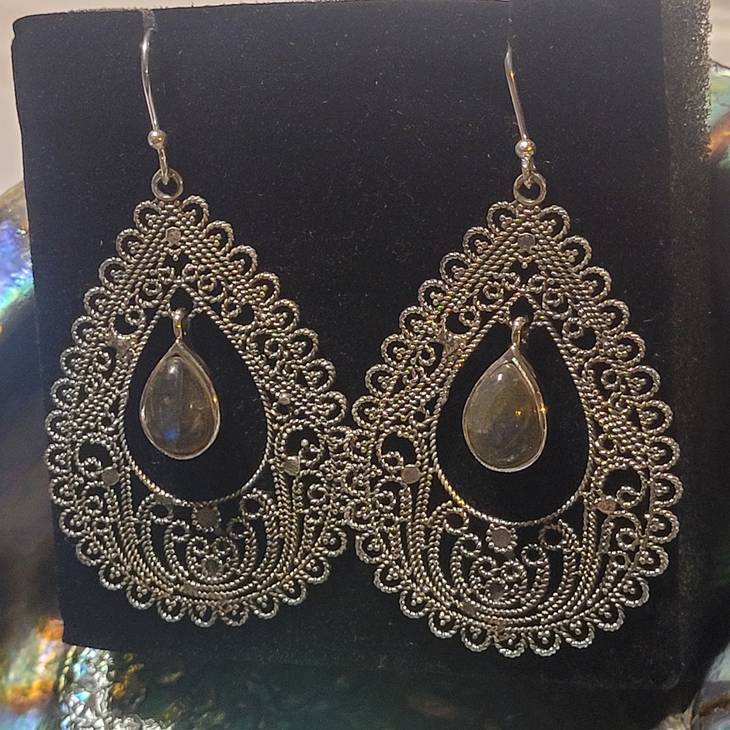 Boucles d’oreilles Labradorite – Argent 925 ajouré