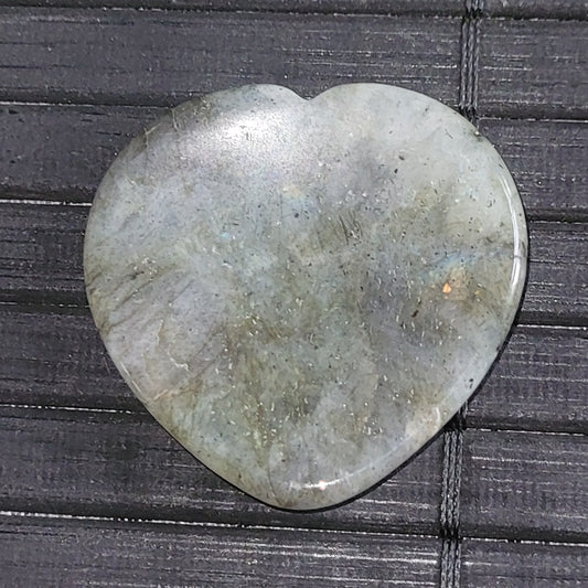 Cœur plat en Labradorite – Pierre anti-stress 4 cm