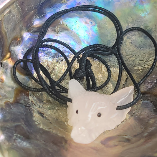 Pendentif Loup – Pierre Quartz Rose