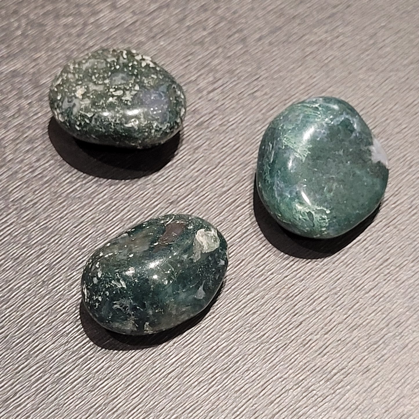 Agate Mousse – Pierre roulée