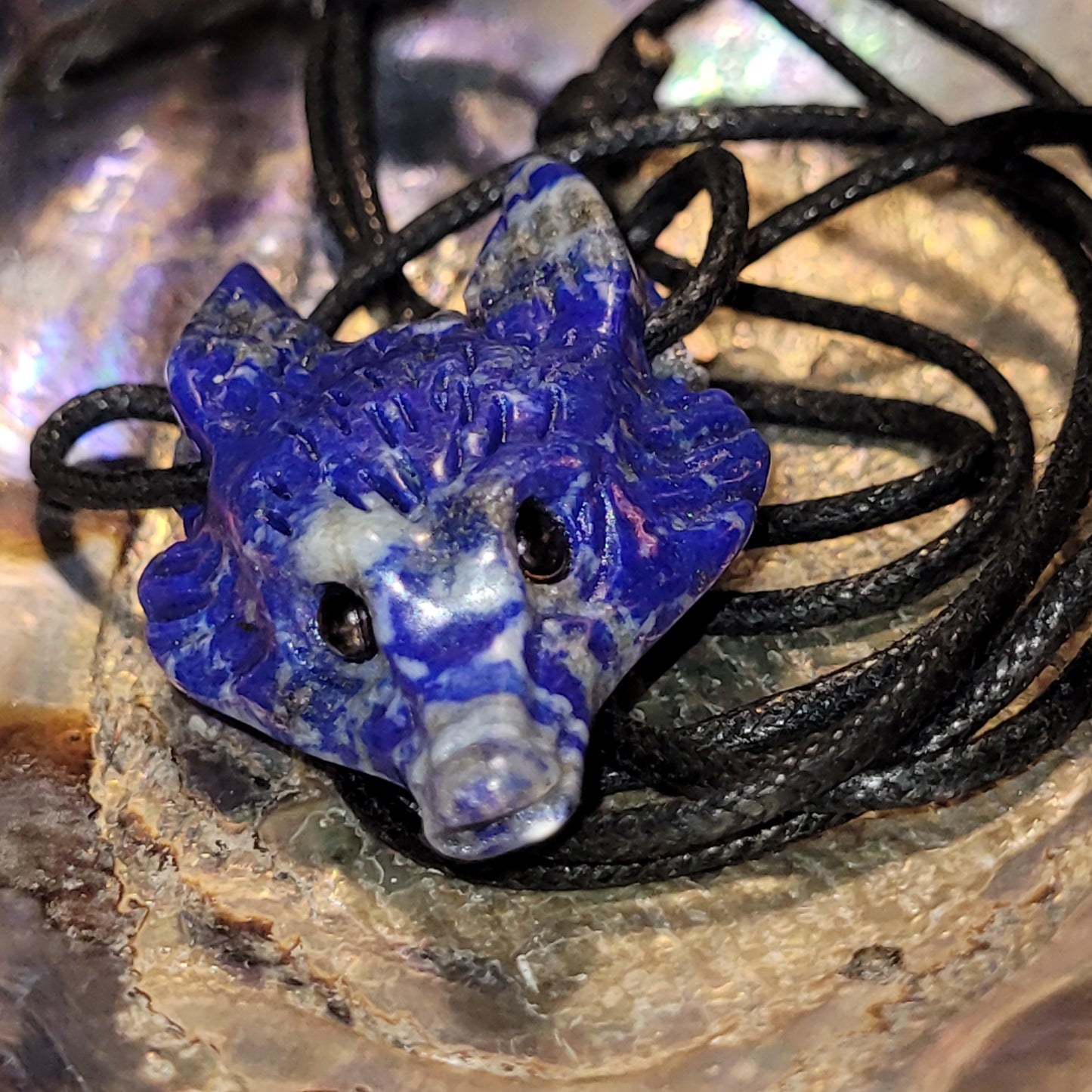 Pendentif Loup – Pierre Lapis-Lazuli