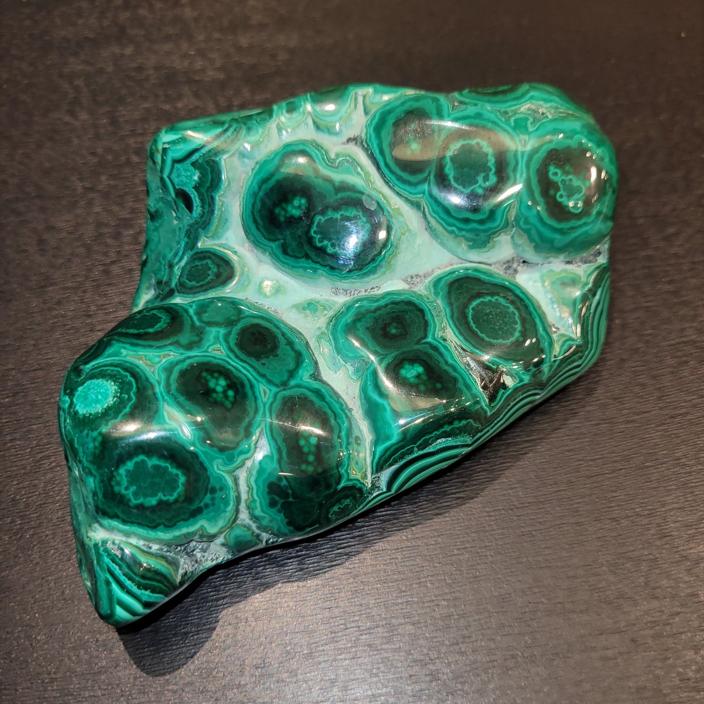 Malachite – Pierre brute polie 450 g