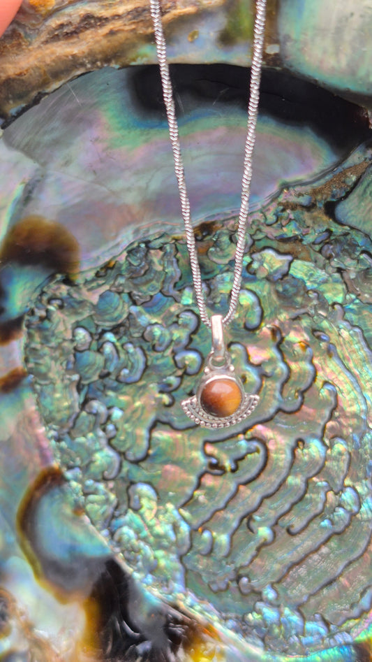 Pendentif Œil de Tigre – Bijou en argent