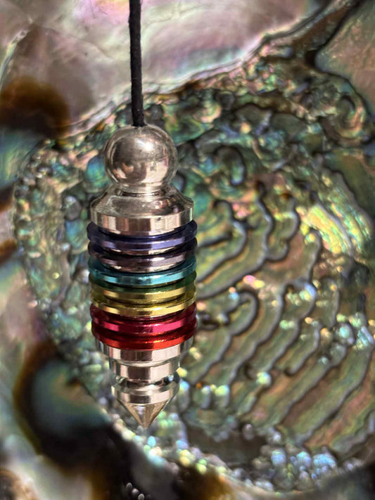Pendule 7 Chakras – Pendule divinatoire en métal