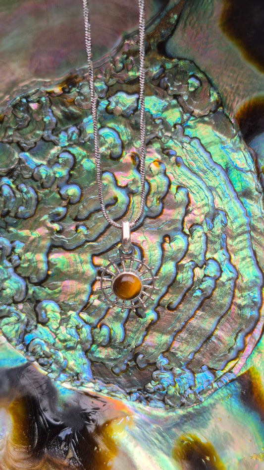 Pendentif Œil de Tigre – Bijou en argent