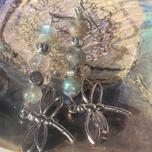 Labradorite Libellule – Boucles d’oreilles artisanales