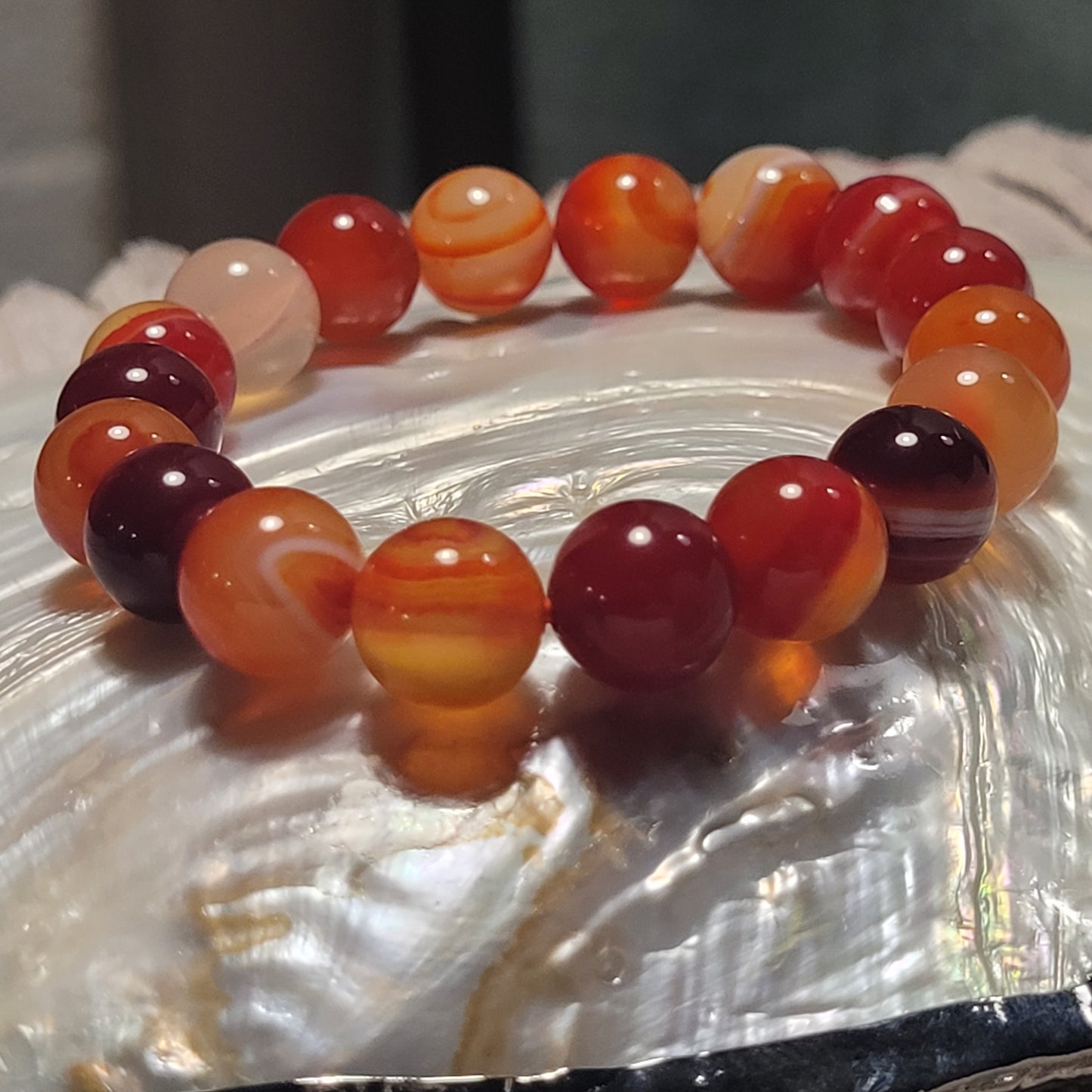 Bracelet Agate Rouge – Pierre d’ancrage et de vitalité (10 mm)